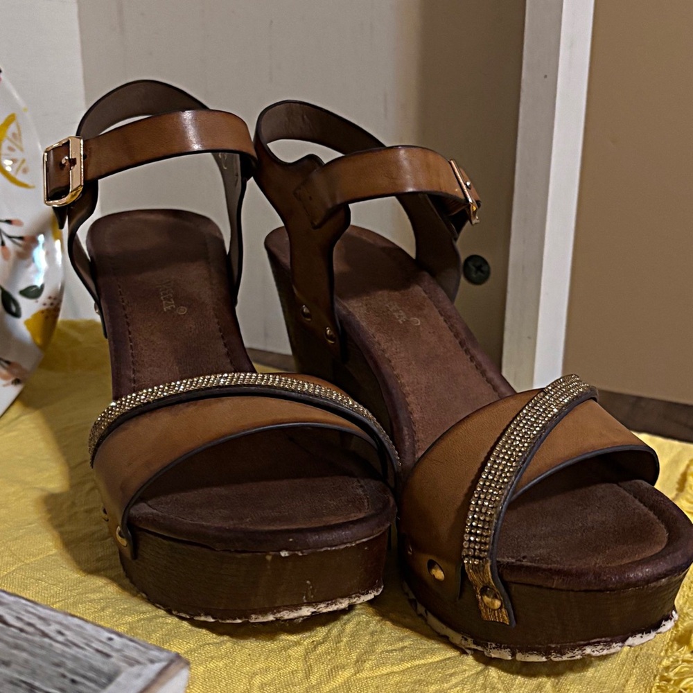 Nature Breeze, Elegant Brown Wedge Sandals